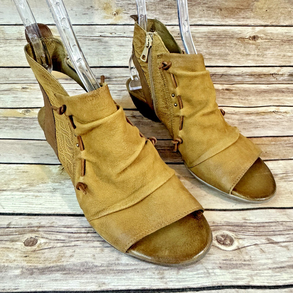 Miz Mooz Womens Tan Brown Celia Peep Toe Boho Festival Sandals 42/10.5-11 - Picture 1 of 9